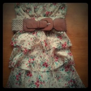 Deb lace tube top with belt